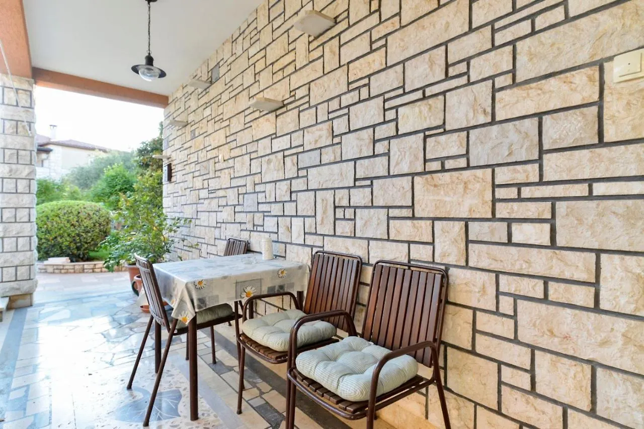 Aleks House With Apartments Umag